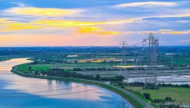 歐美都嫉妒的中國特高壓，為何研發(fā)之初，遭到了專家強烈反對？